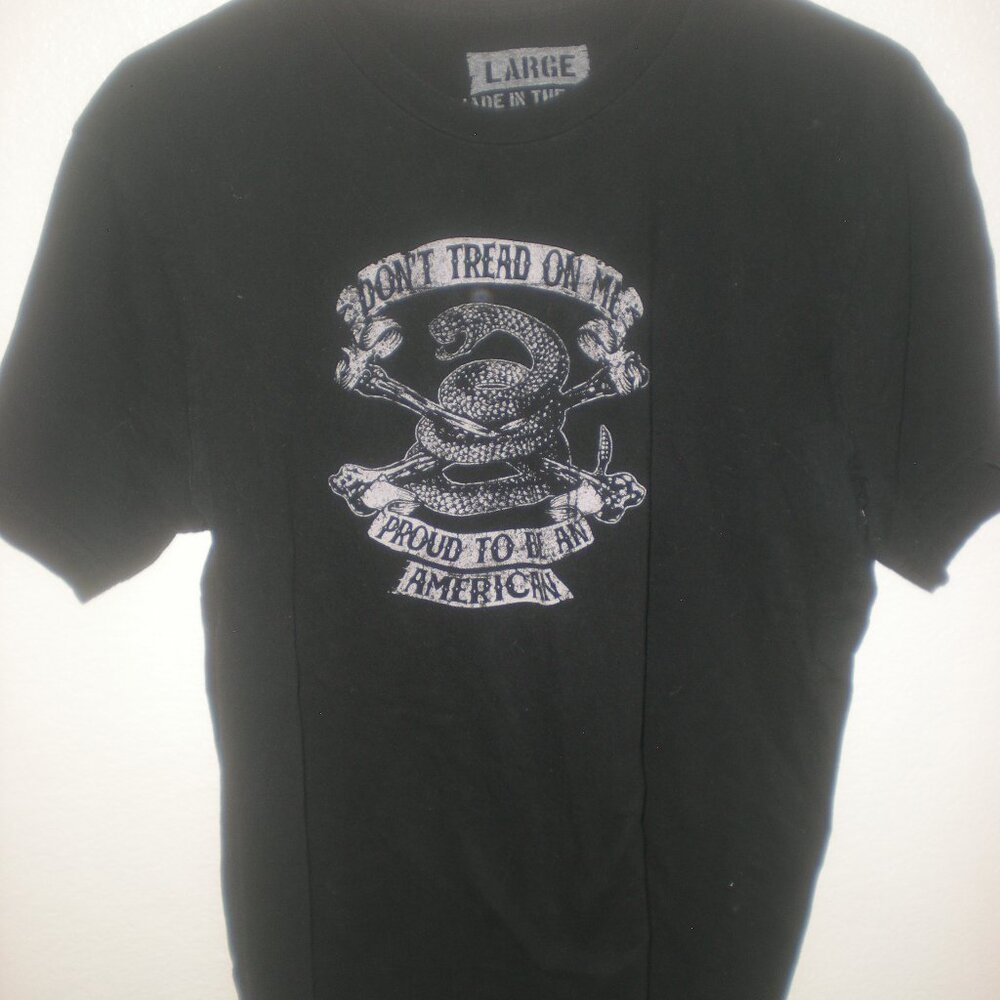 MADE IN THE USA Brand T-Shirt   NWOT  Size L   Don't tread on me